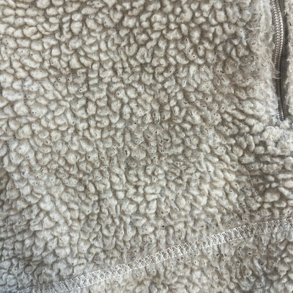 Patagonia Kids Retro-X Deep Pile Fleece Green/Off White Sz L(12) - Picture 3 of 11